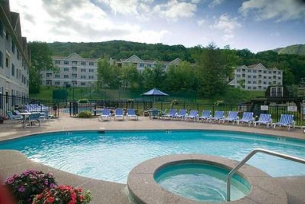 Ski On Off 1Br Suite 1St Flr Sleeps 4 Jiminy Peak 汉考克 外观 照片